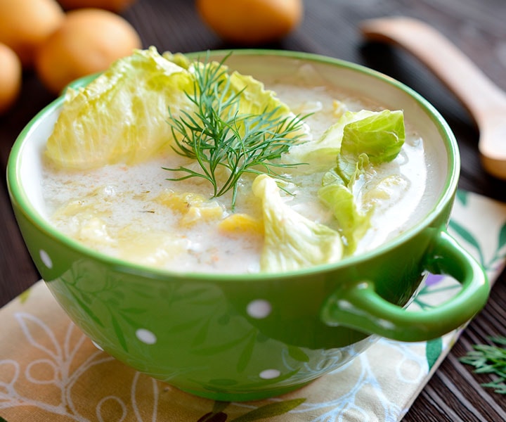 Aprende aquí la receta para cocinar sopa de lechuga